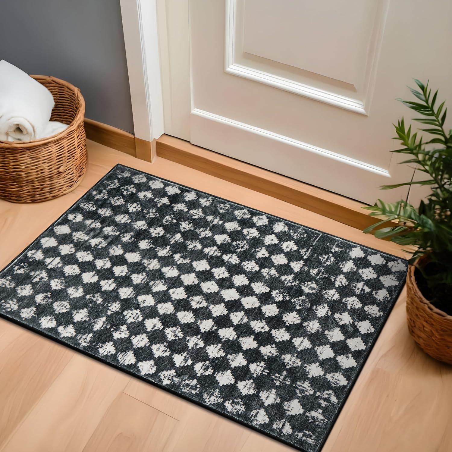 imageRugshop Geometric Distressed Abstract Washable Non Slip Area Rug 5 x 7 IvoryBlack