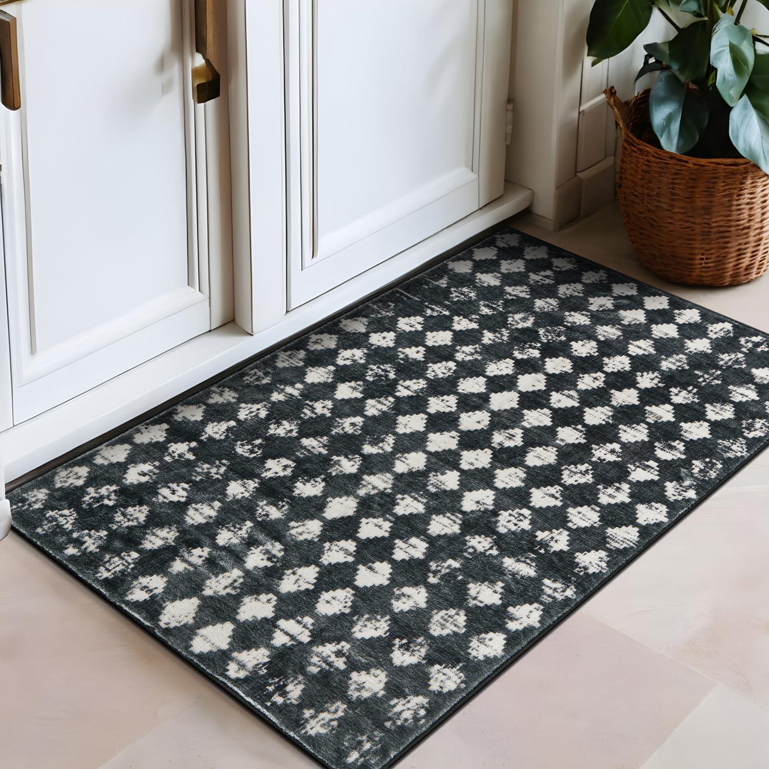 imageRugshop Geometric Distressed Abstract Washable Non Slip Area Rug 5 x 7 IvoryBlack