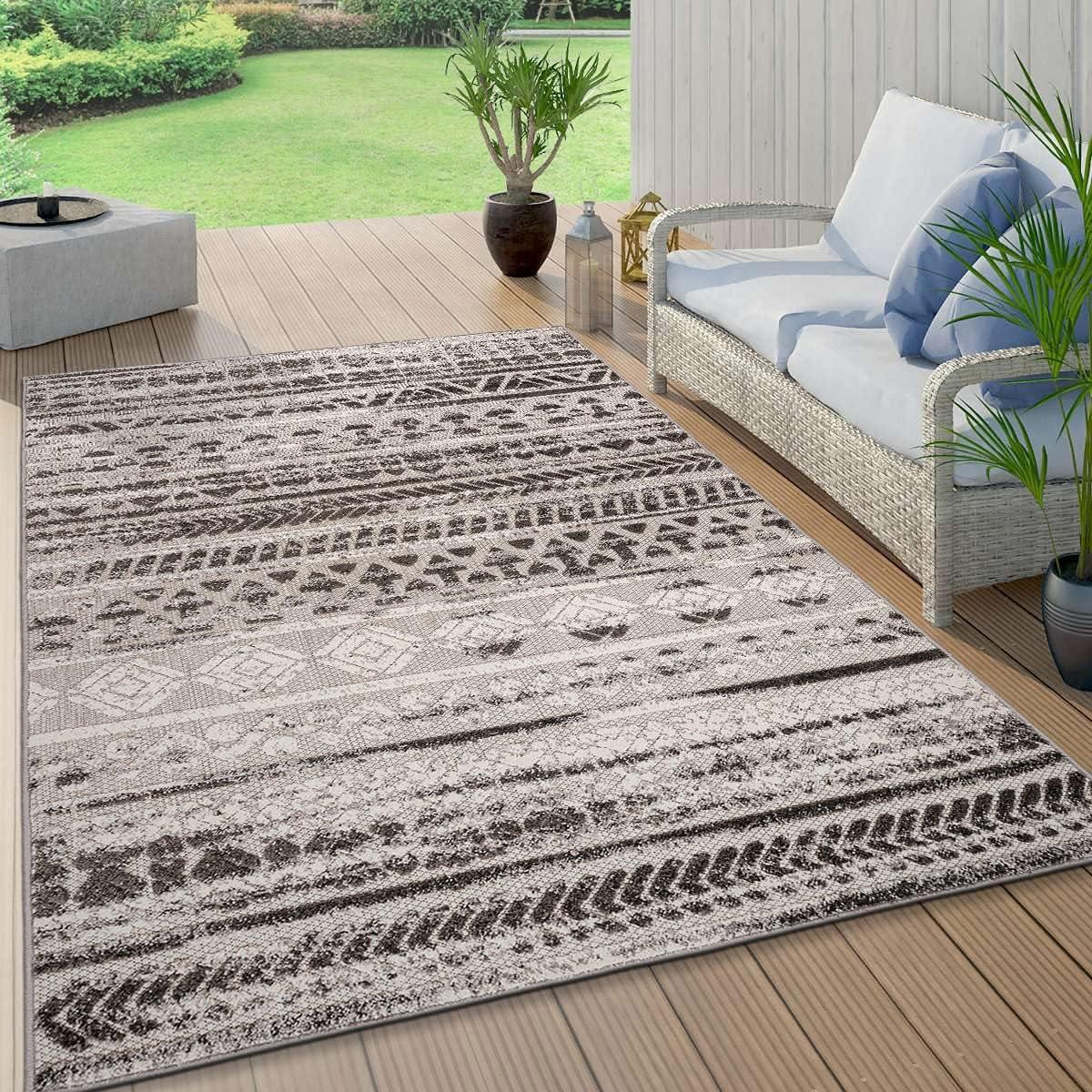 imageRugshop Modern Stripes Geometric IndoorOutdoor Area Rug 5 x 7 GrayGrey