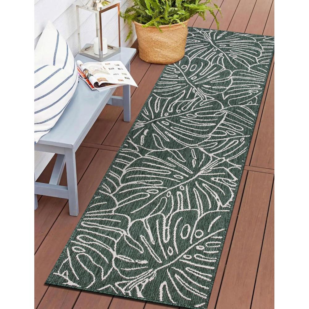 imageRugshop Contemporary Tropical Leaves Weather Resistant IndoorOutdoor Area Rug 5 x 7 GreenGreen