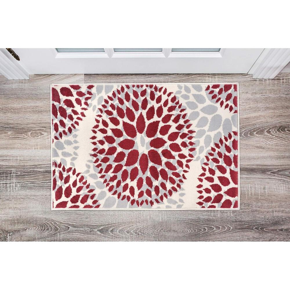 imageRugshop Modern Floral Circles Design Easy Cleaning for Living RoomBedroomHome OfficeKitchen Non Shedding Area Rug 5 x 7 BlueRed