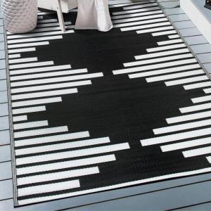 Rugshop Boho Diamond Stripe Reversible Crease-Free Waterproof Premium Recycled Plastic Outdoor Rugs for Patio,Backyard,RV,Deck,Picnic,Trailer,Beach,Camping,Sunroom Black 5′ x 7′(Black)