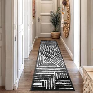 Rugshop Contemporary Stripe Design High Traffic Area Rug 7’10” x 10′ Black(Black)